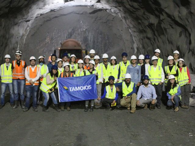 Alunos do 5° ano de Geologia da UNICAMP visitam obras da Concessionária Tamoios