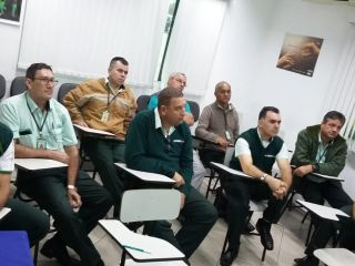 Tamoios realiza palestra de Segurança Viária na empresa Expresso Maringá