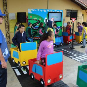 Concessionária Tamoios inicia projeto de educação de trânsito para crianças