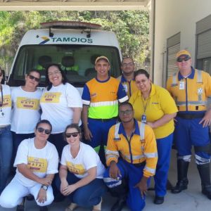 Usuários e moradores da região são vacinados contra a Febre Amarela na Tamoios